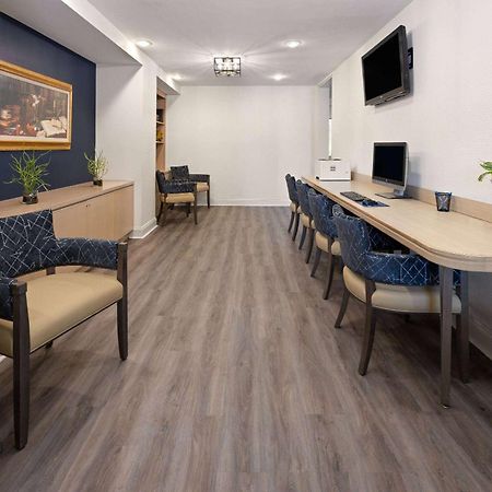 Penn Harris Hotel Harrisburg, Trademark By Wyndham ภายนอก รูปภาพ