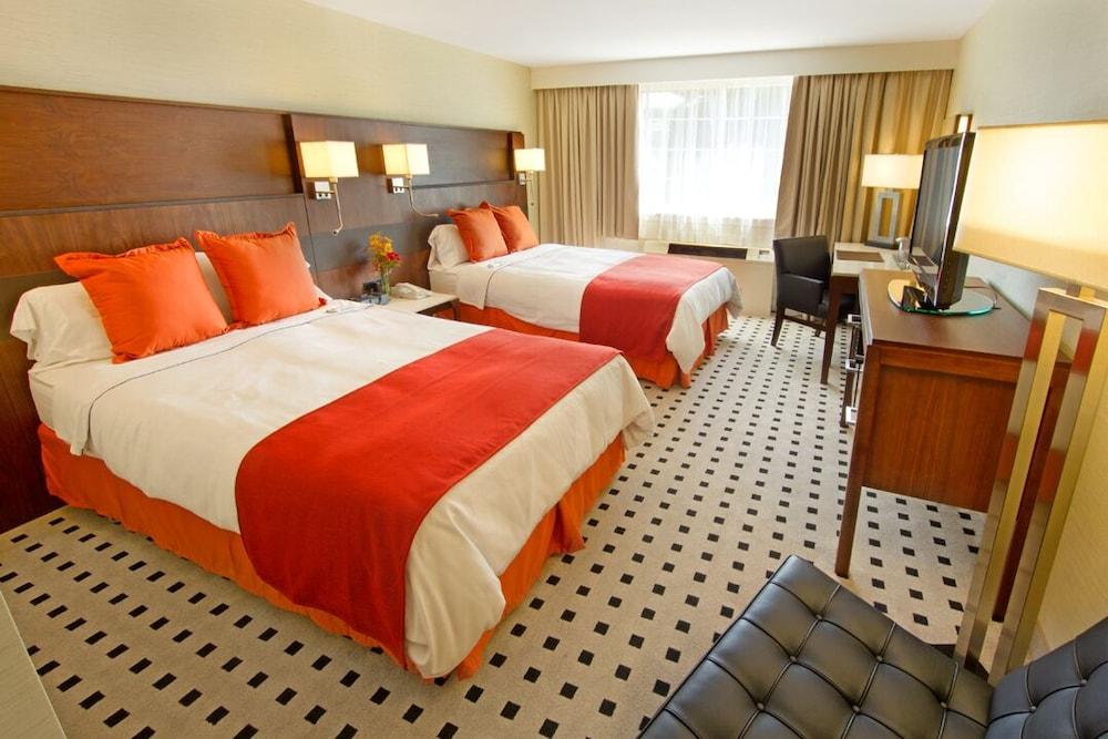 Penn Harris Hotel Harrisburg, Trademark By Wyndham ภายนอก รูปภาพ