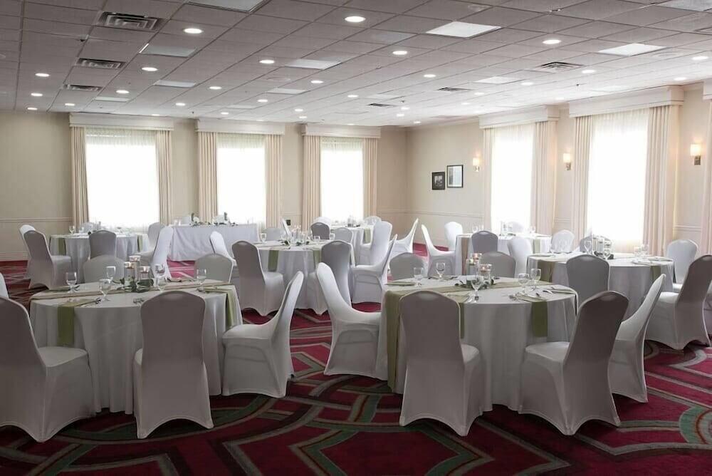 Penn Harris Hotel Harrisburg, Trademark By Wyndham ภายนอก รูปภาพ