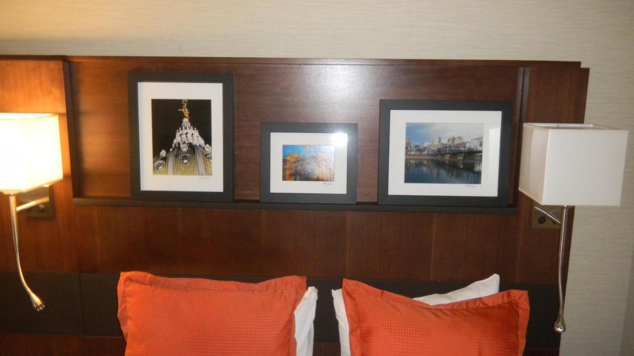 Penn Harris Hotel Harrisburg, Trademark By Wyndham ภายนอก รูปภาพ