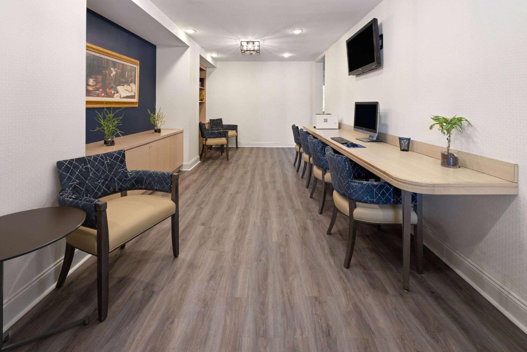 Penn Harris Hotel Harrisburg, Trademark By Wyndham ภายนอก รูปภาพ