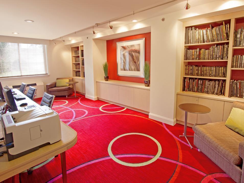 Penn Harris Hotel Harrisburg, Trademark By Wyndham ภายนอก รูปภาพ